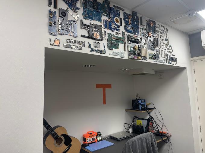 Techy's lab picture